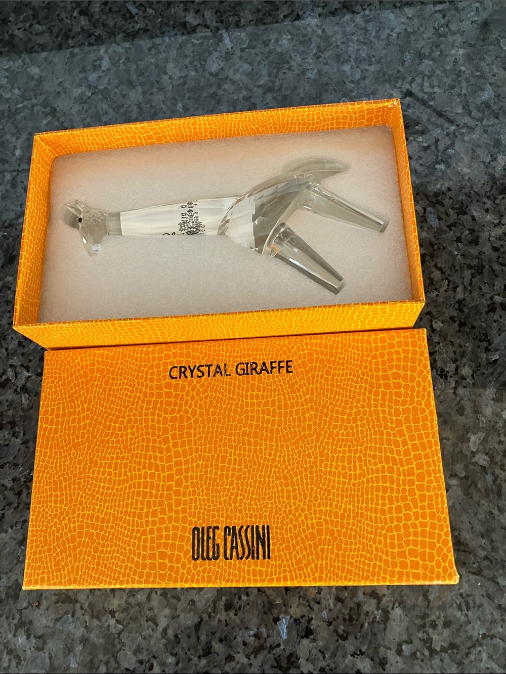 NWT Oleg Cassini Clear Cut Crystal Giraffe In Box, Signed on Bottom